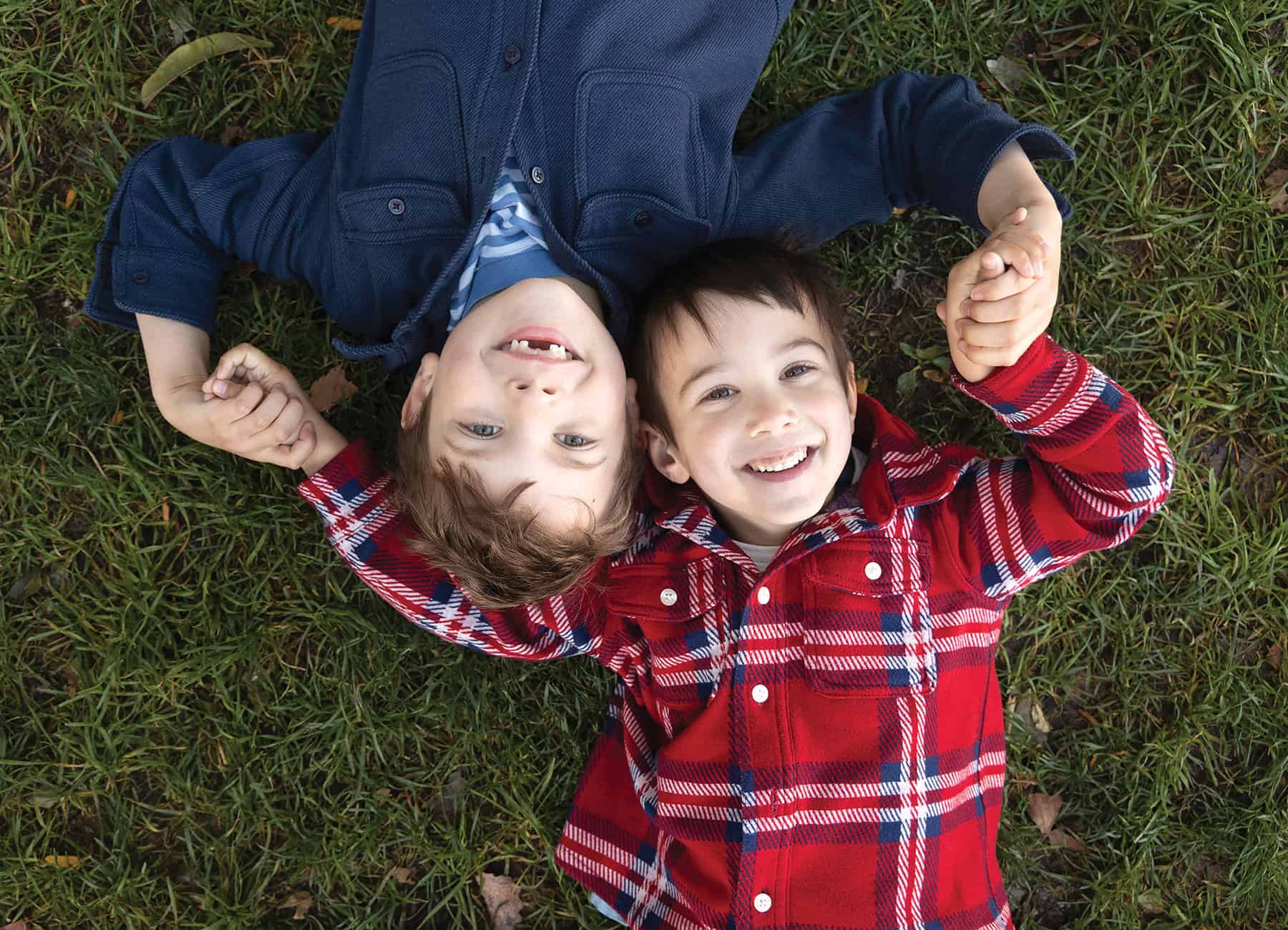 Family photography session in New York City - Siblings